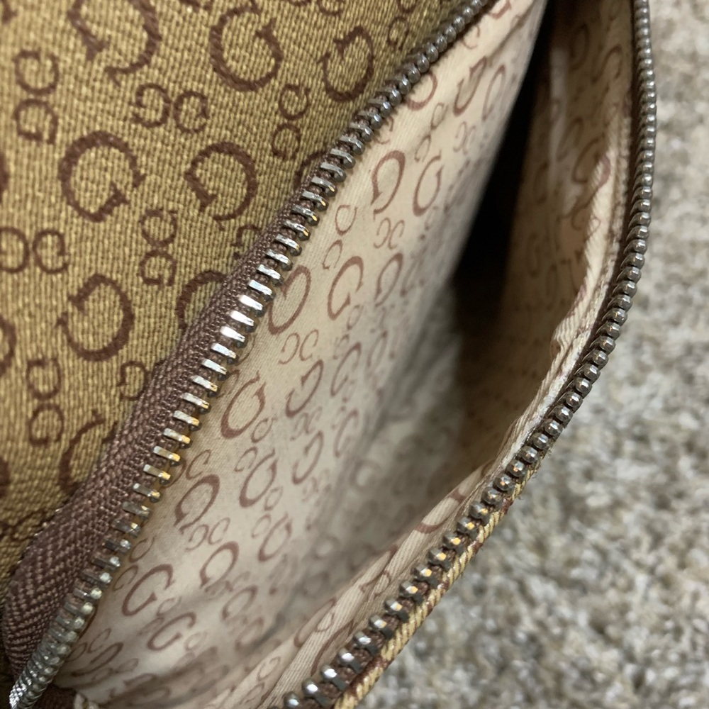 Guess backpack - Picture 3 of 10